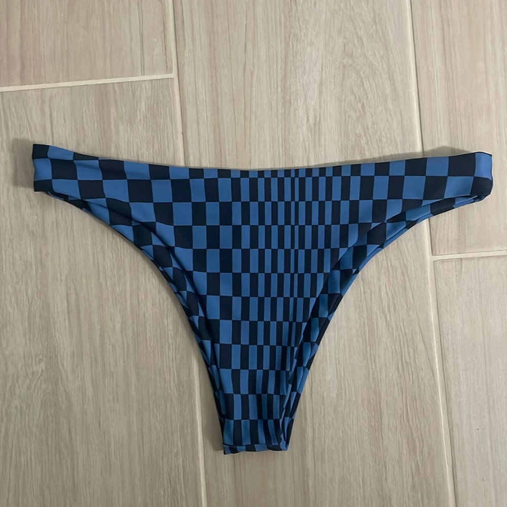 Skatie Dylan Bikini Bottom in St. Martin